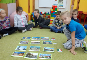 Mikołaj dołożył flagę Włoch..