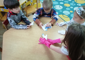 Bal postaci z bajek