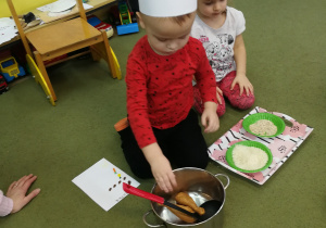 Tymuś gotuje