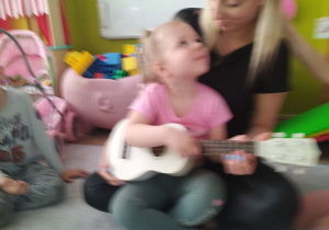 Varvara z ukulele