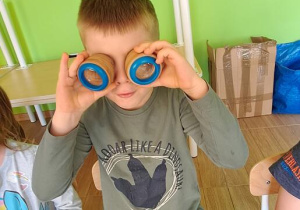 Mati patrzy na świat oczami mrówki