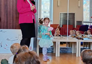 Pani opowiada o pracy w teatrze