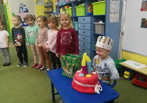 Filip świętuje z radością swoje urodziny