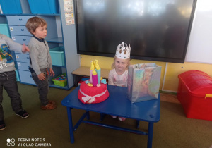 Nadia obchodzi w przedszkolu swoje 4 urodziny