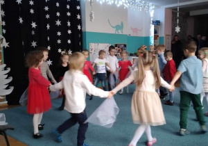 Dzieci podczas występu zaprezentowały także specjalnie przygotowany taniec