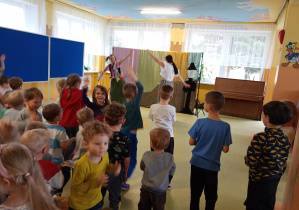 Wspólna podróż do świata magicznych słów