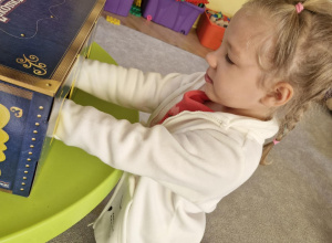 Zajęcia innowacyjne "Sensoryczny świat dziecka"