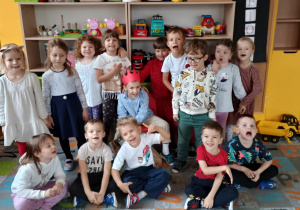 Ignaś z dziećmi z grupy