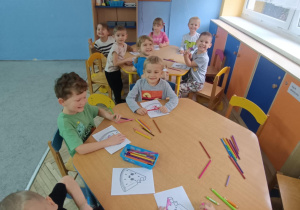 Tygryski podczas kolorowania