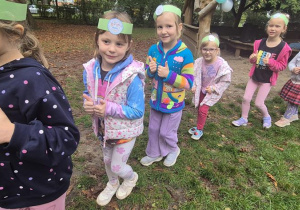 dzieci podczas zabawy