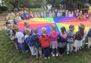 zabawy z chusta animacyjną