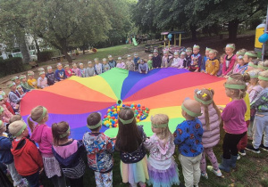 zabawy z chusta animacyjną