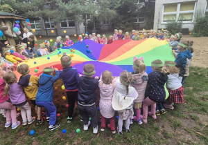 zabawy z chusta animacyjną