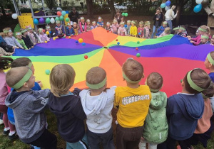 zabawy z chusta animacyjną