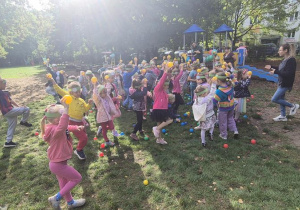 zabawy z piłeczkami