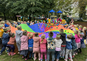 zabawy chusta animacyjna