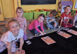 dzieci podczas zajęć