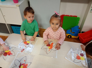 Jesienne liście- ćwiczenia motoryki małej