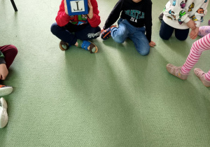 Wspólne wyszukiwanie słów rozpoczynających się na T