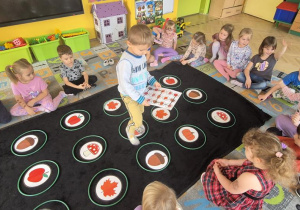 Wiktor podczas zajęć