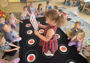 Oliwka podczas wykonywania zadania