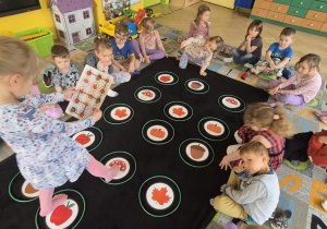 Oliwia podczas wykonywania zadania