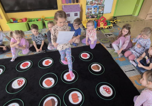 Marta podczas wykonywania zadania