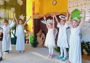 Anioły stoja na straży