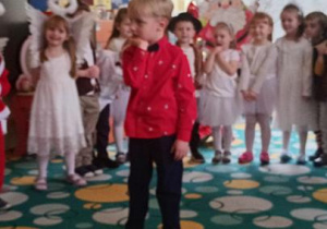 Julek jest narratorem.