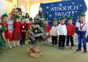 Puchatki recytują świąteczne wierszyki