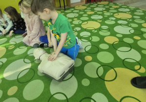 ćwiczenia dzieci na fantomie