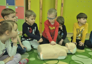 ćwiczenia dzieci na fantomie