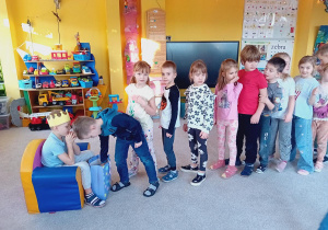 Poczęstunek cukierkami