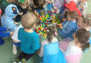 Budujemy z klocków LEGO