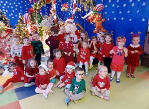 Animacje z Mikołajem i elfem