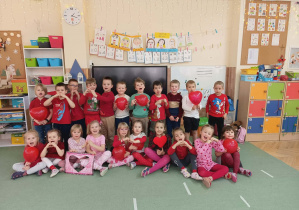 Walentynkowe zdjęcie grupowe