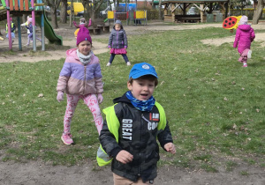 Zabawa w berka na świeżym powietrzu