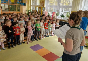 dzieci spotkały się z autorką książek dla dzieci