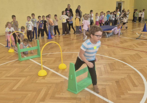 wykonywanie zadań soprtowych